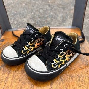 Converse Flames - Toddler size 5